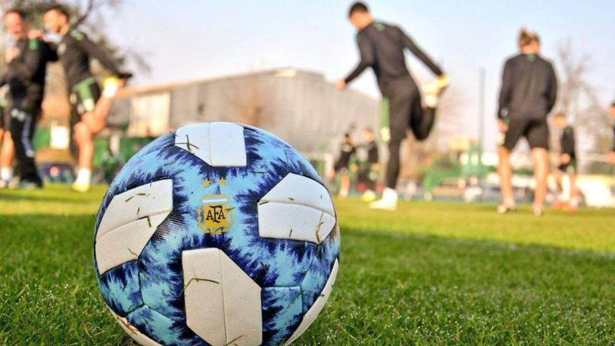 Entrenamiento en la Asociación del Fútbol Argentino. Fuente: (Twitter)