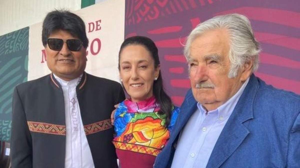 Evo Morales, expresidente de Bolivia; Claudia Sheinbaum, jefa de gobierno de la CDMX, y José Mujica, exmandatario de Uruguay