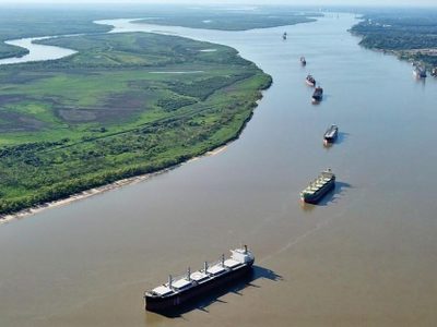 La demora en la licitación de una hidrovía generó una pérdida de 10 mil millones de dólares
