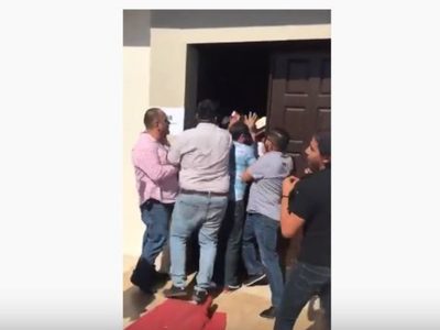 A golpes, suspenden asambleas de Morena en Mexicali; se enfrentan militantes en Tijuana y Ensenada