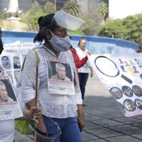 Familias de desaparecidos piden vetar ley de la FGR: es un retroceso en derechos humanos