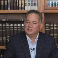 "La justicia alcanzará a los corruptos", dice Santiago Nieto sobre García Cabeza de Vaca