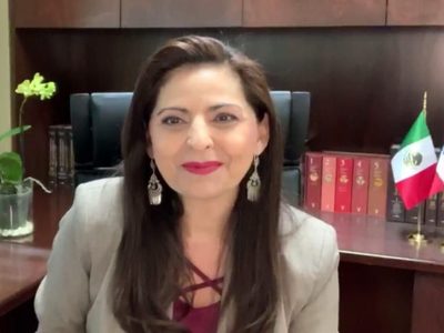 Dar vuelta a la hoja de los conflicto en el TEPJF, plantea Mónica Soto