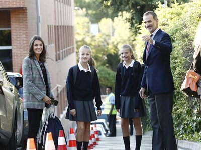 Una vuelta a clases un poco diferente: Leonor y Sofía se preparan para el gran día