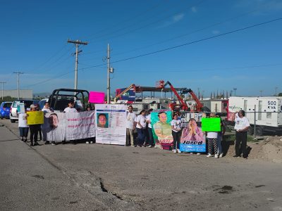 Familiares se manifiestan por desaparición de Pablo Jared; sus investigaciones apuntan a policías