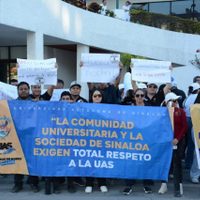 Morenistas con cargos públicos “condenan” paro de labores en la UAS