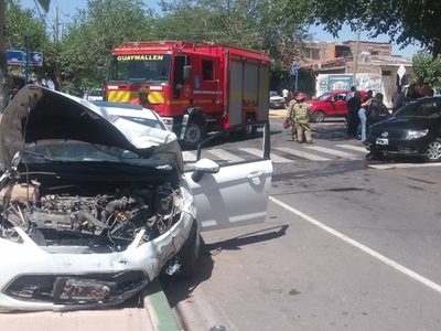 Dos personas resultaron heridas tras un violento choque en Guaymallén