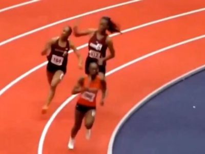 Atleta golpea en la nuca a su rival en plena competencia (Video)