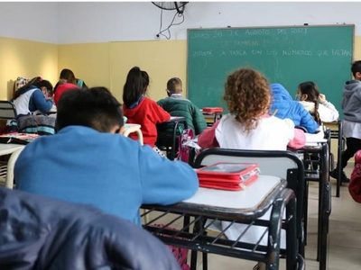 Brecha digital: aseguran discriminación en la inscripción escolar en Neuquén