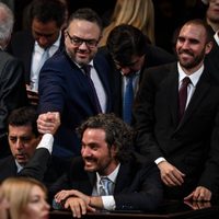 VIDEO: Cafiero organizó aplausos para Guzmán en la Casa Rosada