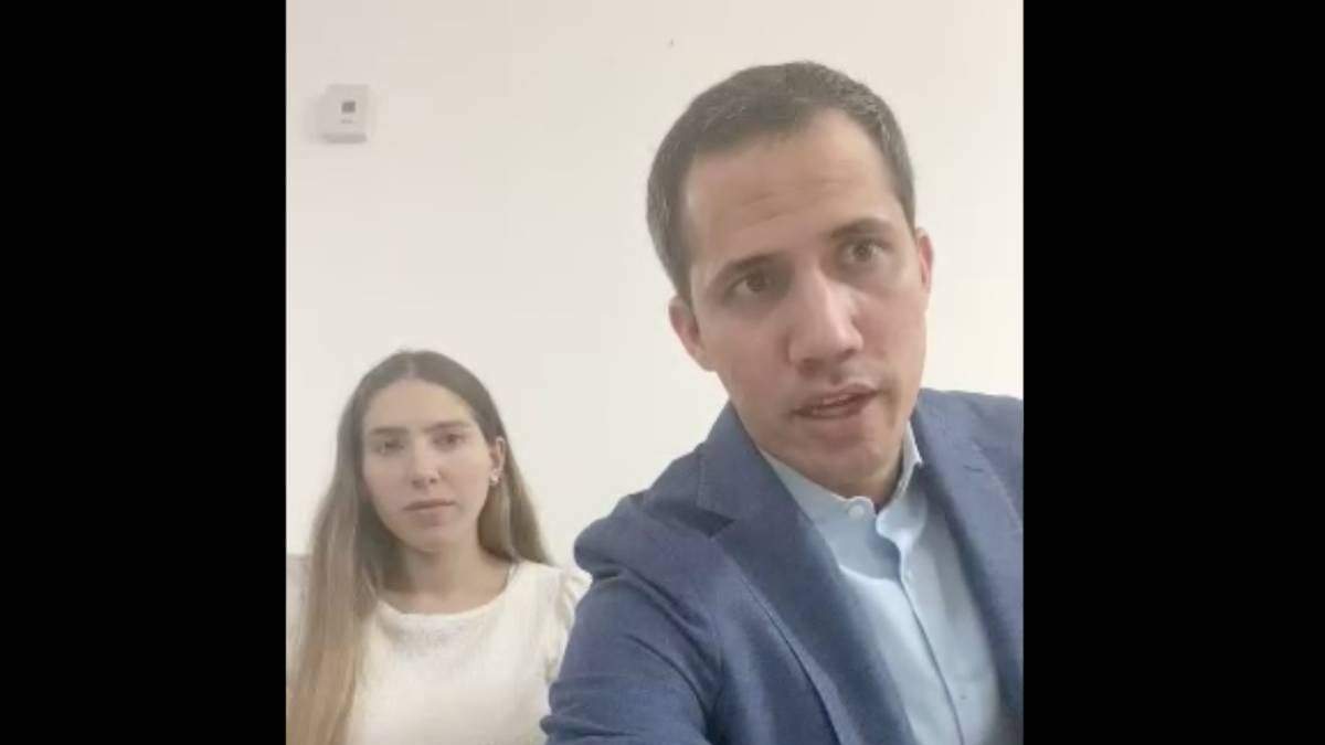 El dirigente opositor y su esposa en un mensaje por video