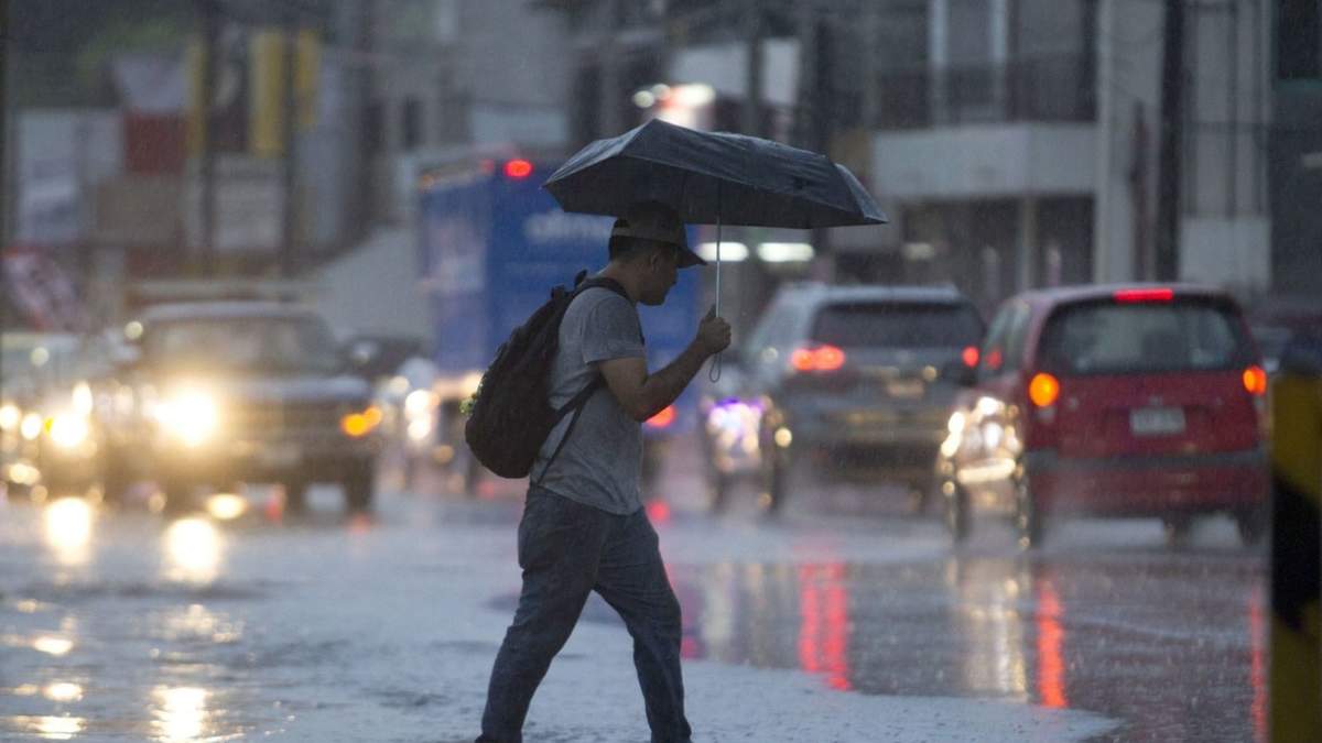 Este jueves comenzó a llover en Nuevo León