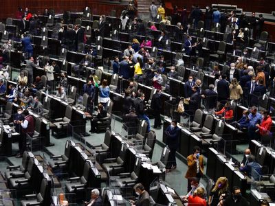 Diputados aprueban Ley de Ingresos; Tesorería concentrará 33 mil mdp del Fondo de Salud