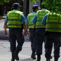 Envían policías del interior para reforzar la seguridad en la ciudad de Neuquén