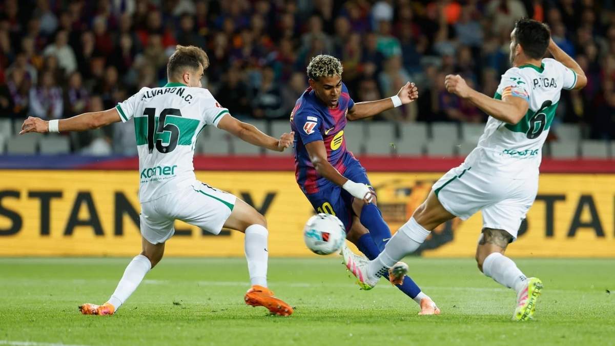 Barcelona gana 3-1 al Elche y se mantiene segundo en LaLiga