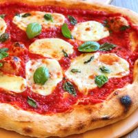 Sin gastar un peso: el trucazo para recalentar la pizza en una sartén y que quede como recién hecha