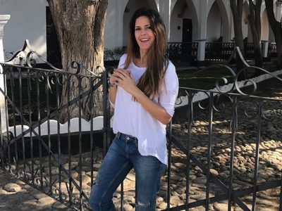 Radiante: Isabel Macedo le dio paso al fin de semana con una relajada selfie bajo los rayos del sol