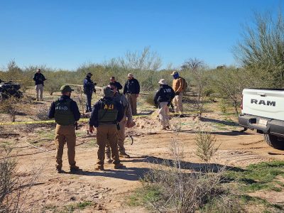 Hallan nueve cuerpos en fosas clandestinas en reserva ecológica de Mexicali