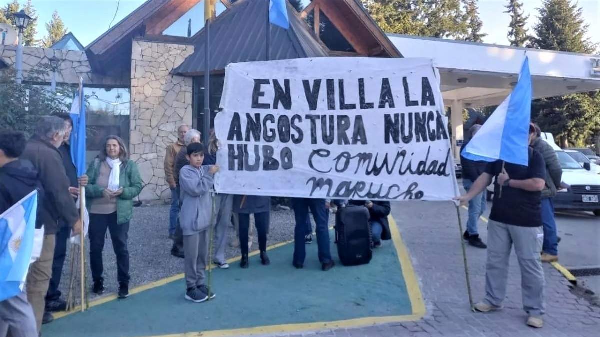 Protesta de Comunidad Angostura. Fuente: (Facebook)