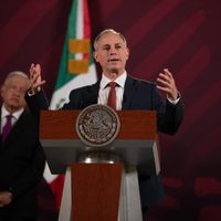 La designación de López-Gatell para la OMS abre la herida de la pandemia en México