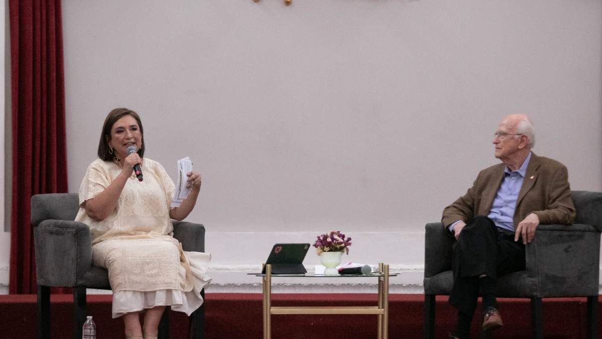 Xóchitl Gálvez y Roger Bartra