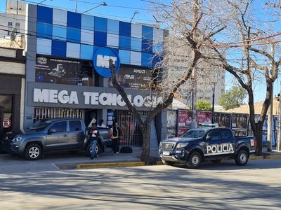 Ordenan la captura internacional del dueño de Megatecnología