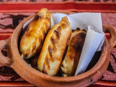 Empanadas: la receta para que salgan jugosas y sabrosas sin usar carne
