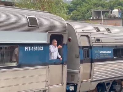 Trenes de pasajeros no son mala idea, pero sector privado debería decidir y priorizar la carga: BBVA