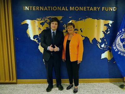 La titular del FMI tuvo que aclarar sus dichos sobre las legislativas