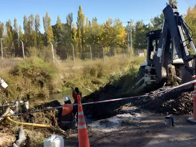 Neuquén Capital: 6 barrios están sin agua y el servicio se reestablecerá recién a medianoche