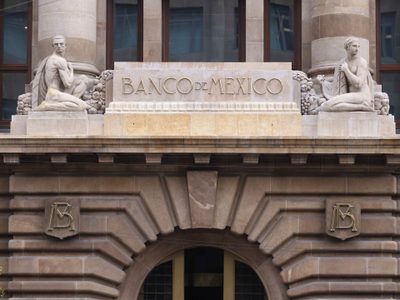 Banxico recorta a 1.1 por ciento el pronóstico de crecimiento para 2026