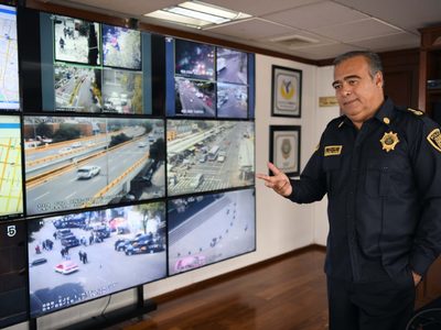 Juez otorga amparo a Raymundo Collins contra orden de aprehensión