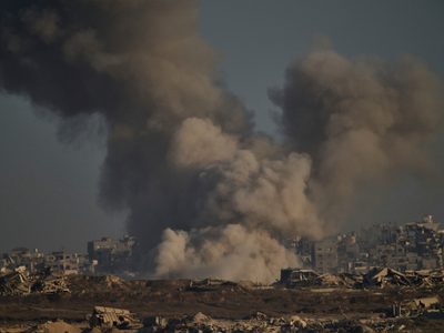 Israel mata a portavoz de Hamás; hospitales reportan decenas de muertos en Gaza