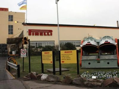 Neumáticos Pirelli suspende su producción por la caída de ventas