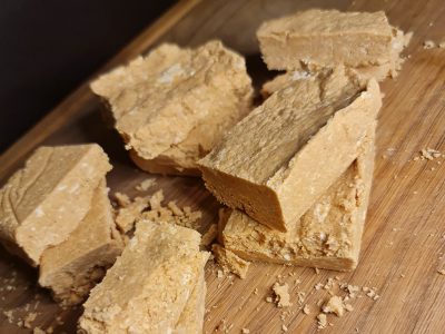 No lo vas a comprar más: la receta de Mantecol saludable que lleva solo 5 ingredientes