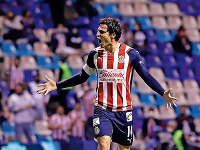 Futbol y narco: donativos bajo sospecha