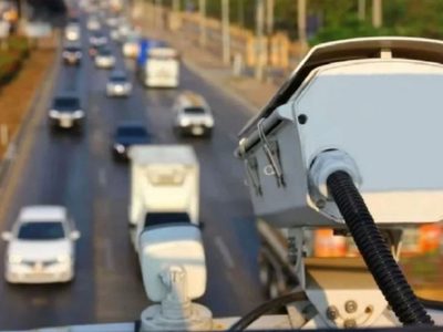 Amplían las fotomultas en Neuquén: incluirán la obstrucción de veredas y reservas para discapacitados