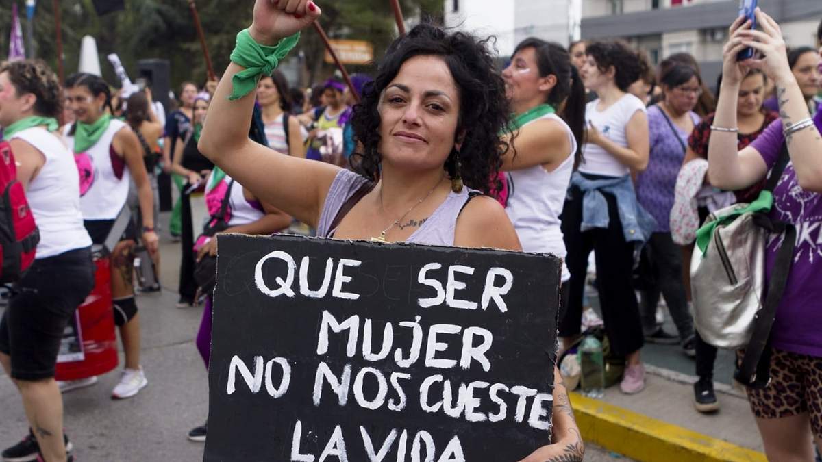 Una de las movilizaciones en contra de los femicidios. Fuente: (Emiliano Ortiz)
