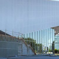 Se anunció el final de obra del Centro Convencional "El Cisne" para el mes de agosto