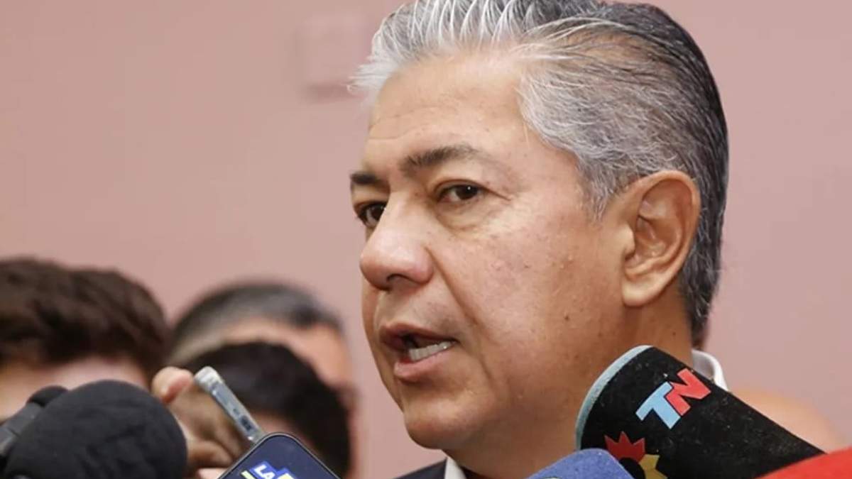 El gobernador de la provincia de Neuquén, Rolando Figueroa. Fuente: (Agenda Económica)