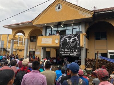 Indígenas no se irán de Pantelhó hasta que tome posesión el gobierno electo democráticamente