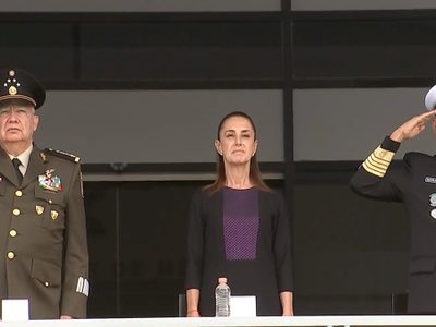Sheinbaum encabeza ceremonia por el 106 Aniversario de la Columna de la Legalidad