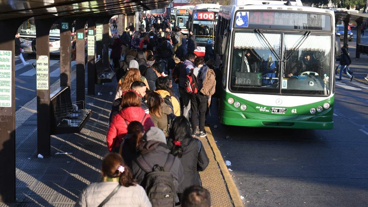 Anticipan un paro de colectivos en el AMBA. Fuente: (Twitter)