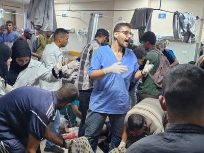 El Ejército israelí mata al menos a 59 palestinos mientras buscaban ayuda humanitaria
