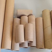 Con esos tubos de cartón que ibas a tirar: creá estos floreros que parecen comprados en un bazar de lujo