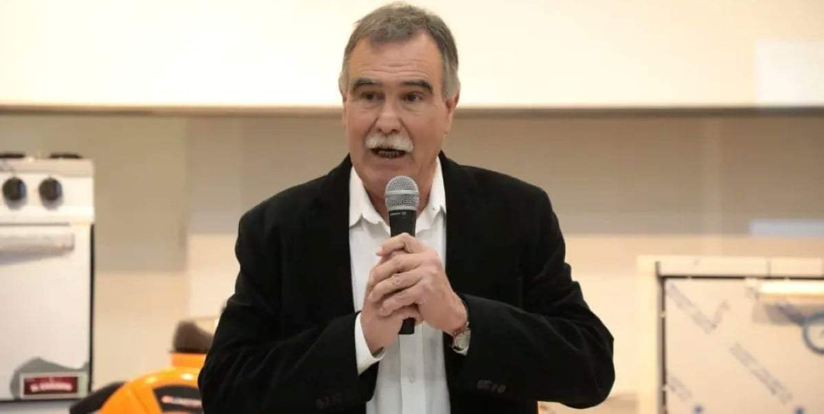 Javier Bertoldi, intendente de Centenario. Fuente: (Twitter)