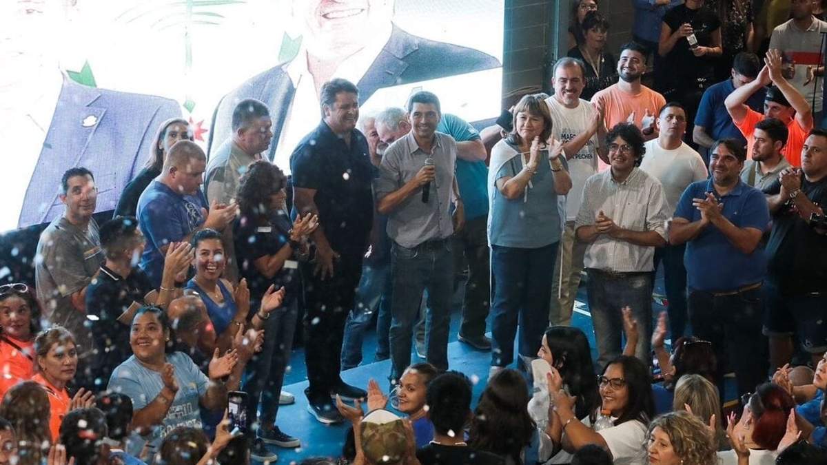 Marcos Koopmann en la ciudad de Neuquén. Fuente: (Facebook).