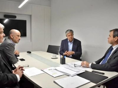 El gobernador de Neuquén se reunió con el responsable del área de viviendas de la Nación