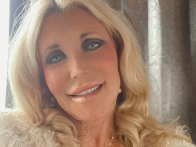 Murió Pamela Bach, actriz de Baywatch y Knight Rider
