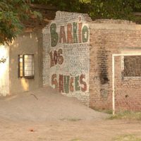 Le quitaron la vida de un balazo a un joven en una toma de Cipolletti